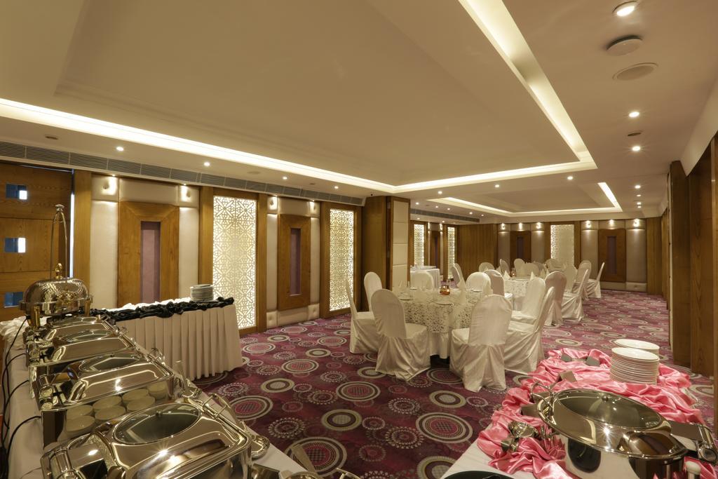 Ramada Encore Jalandhar Hotel Exterior photo